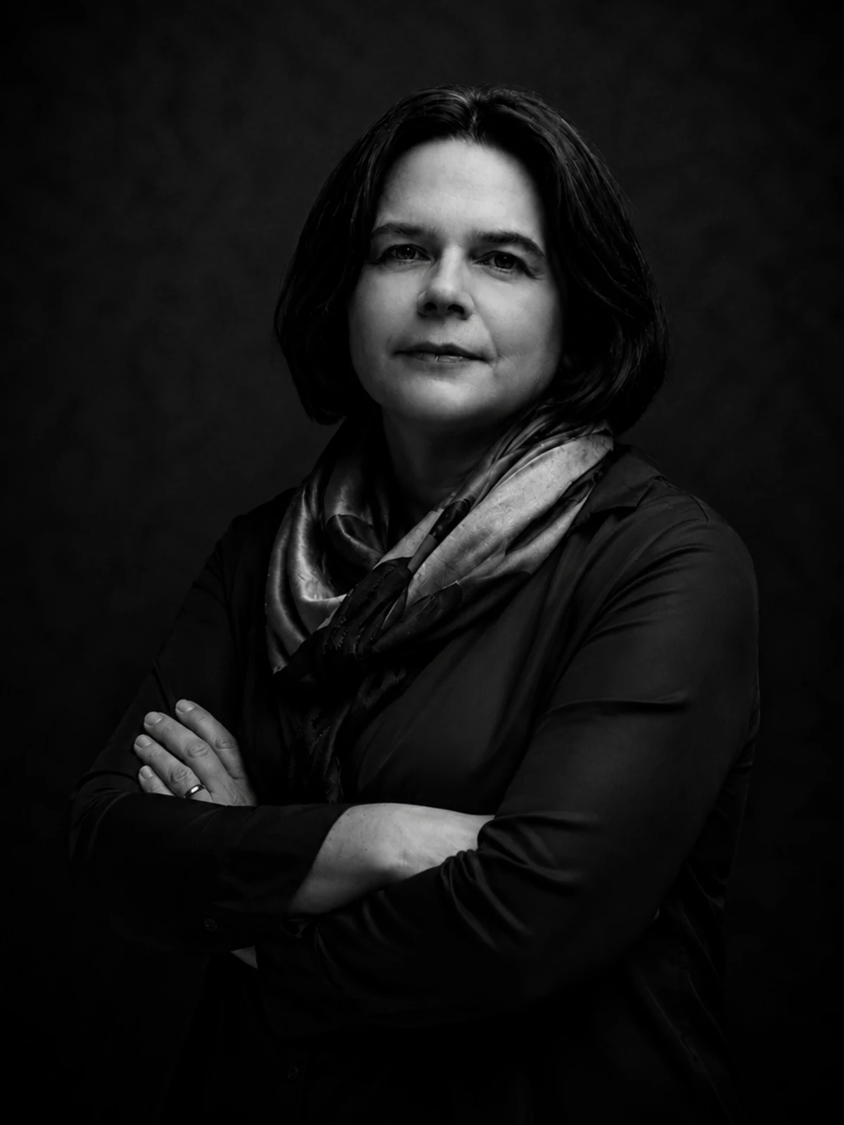 Portrait of artist Ellen Essen.